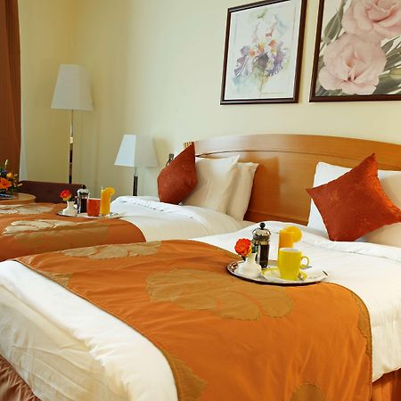 Golden Tulip Sharjah Lejlighedshotel Eksteriør billede