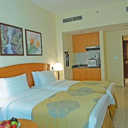 Golden Tulip Sharjah Lejlighedshotel Eksteriør billede
