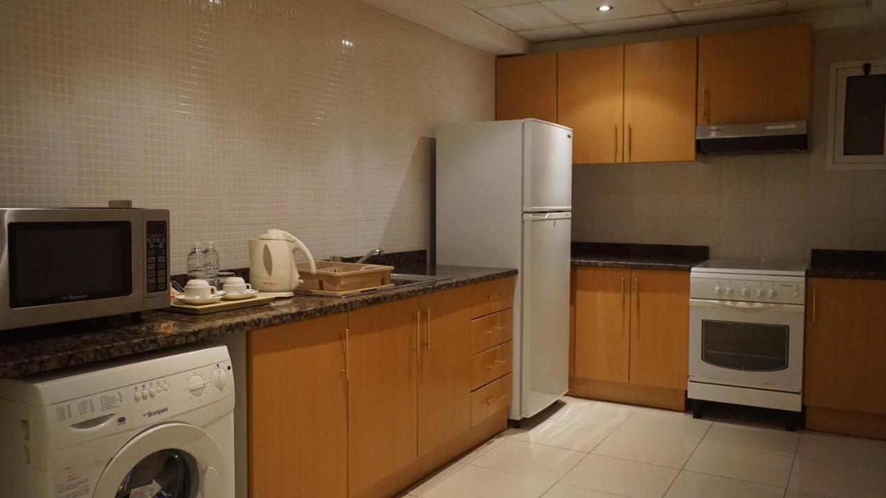 Golden Tulip Sharjah Lejlighedshotel Eksteriør billede