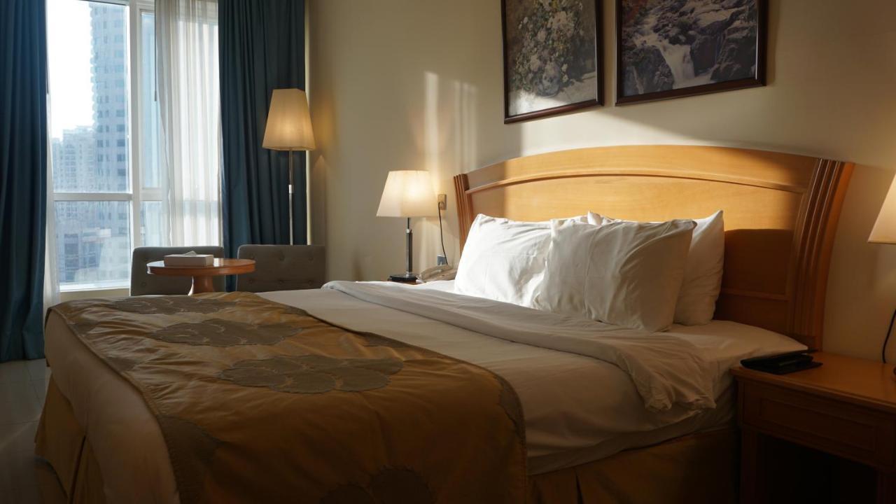 Golden Tulip Sharjah Lejlighedshotel Eksteriør billede