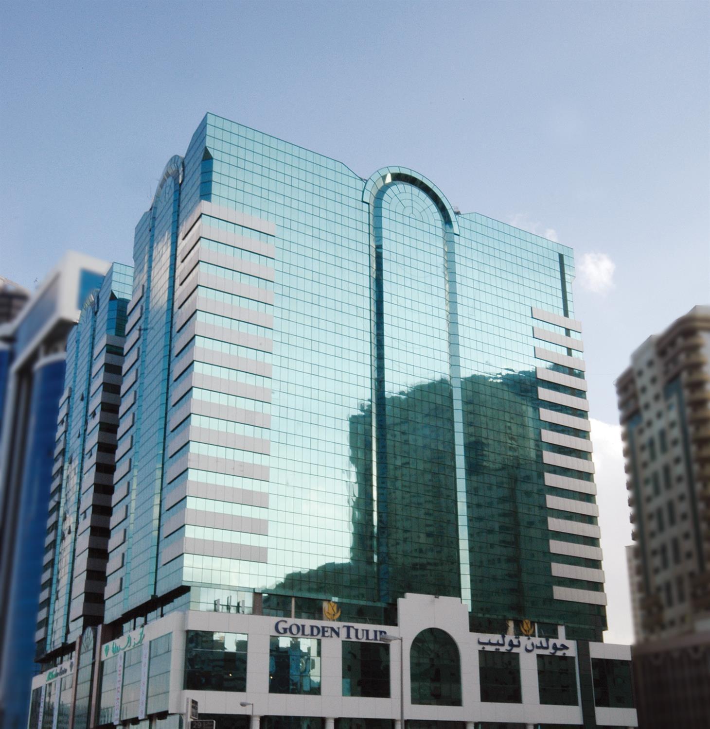 Golden Tulip Sharjah Lejlighedshotel Eksteriør billede