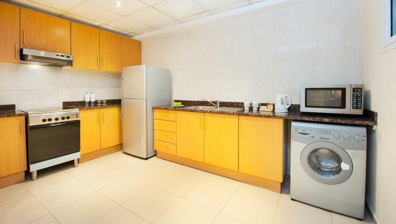 Golden Tulip Sharjah Lejlighedshotel Eksteriør billede
